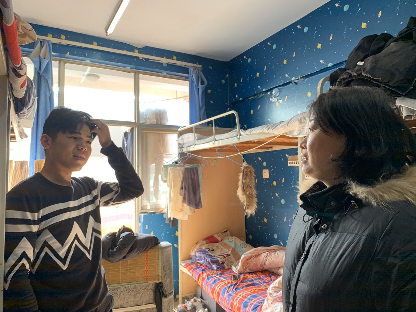 ����������