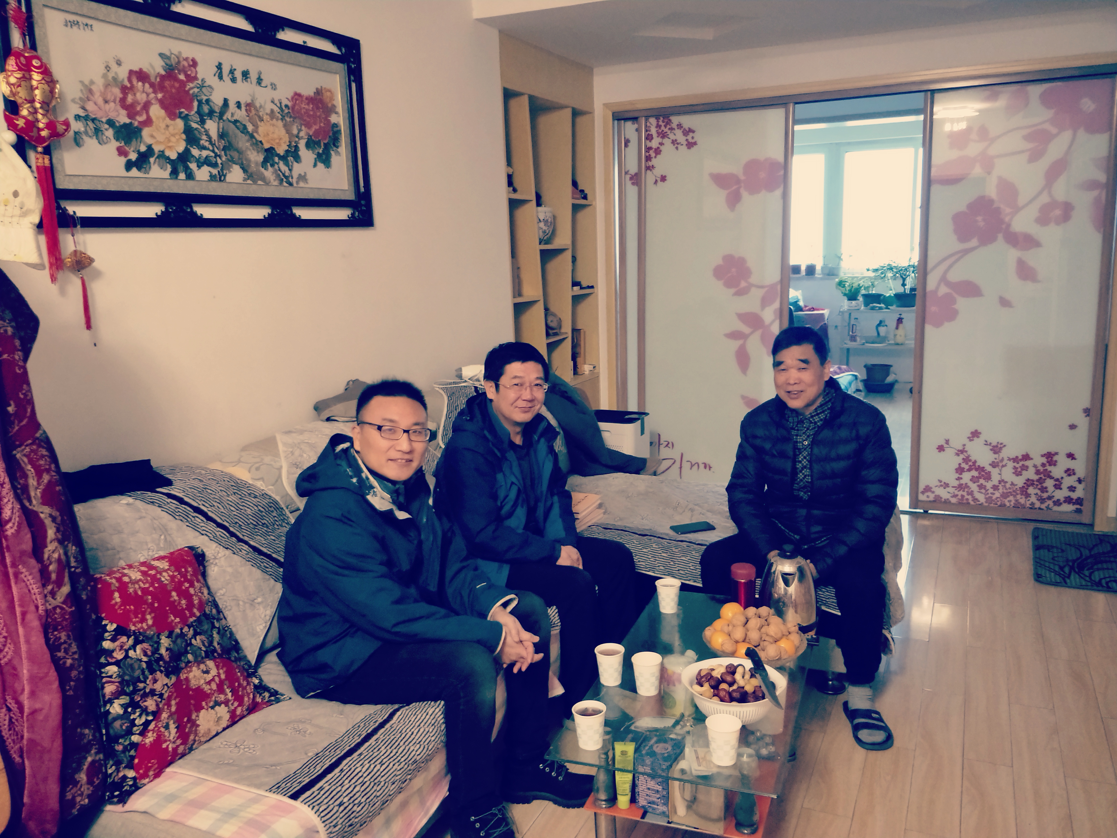 ����������