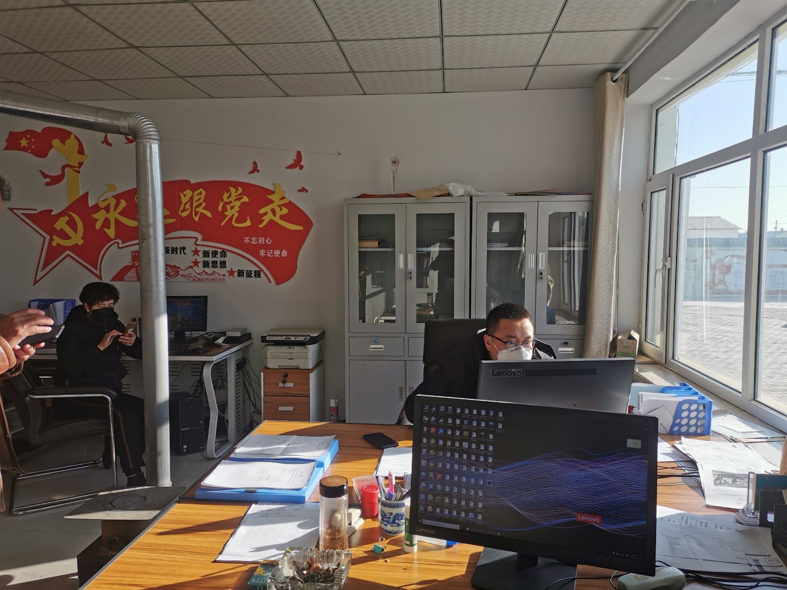 ����������