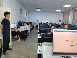 ����������