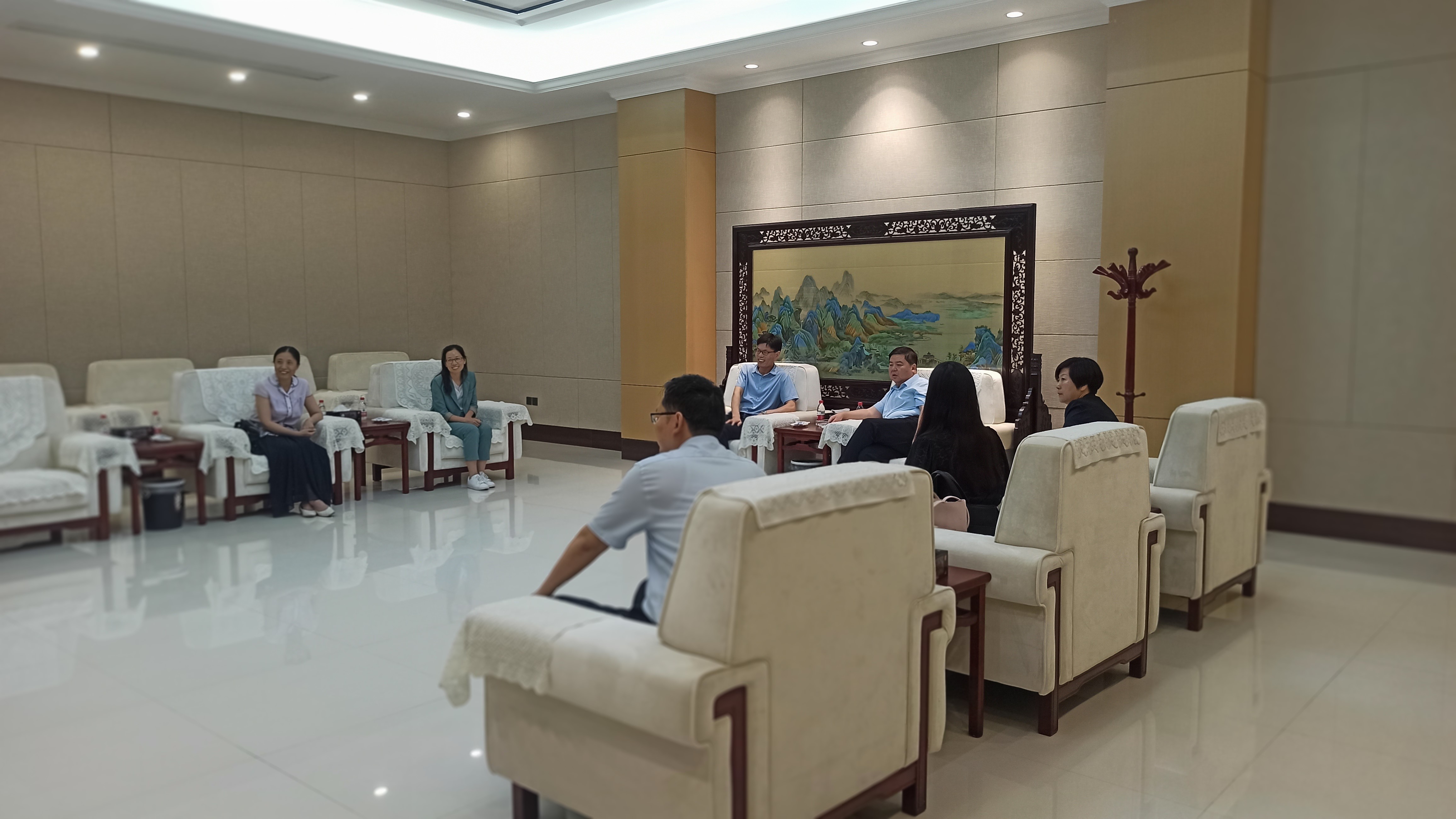 ����������