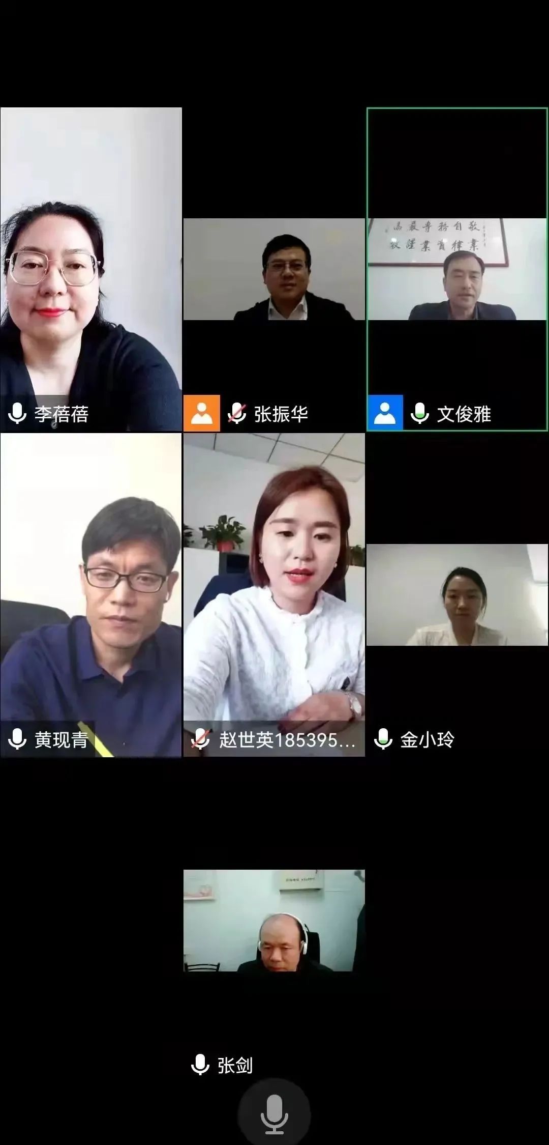 ����������