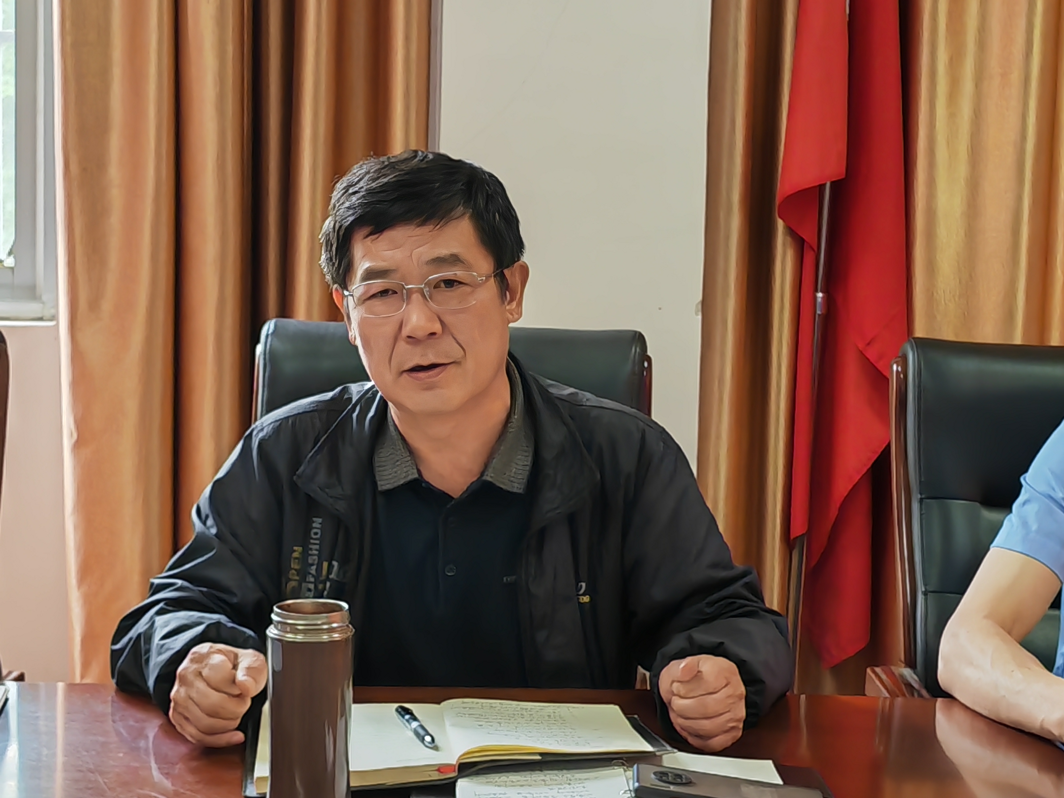 ����������