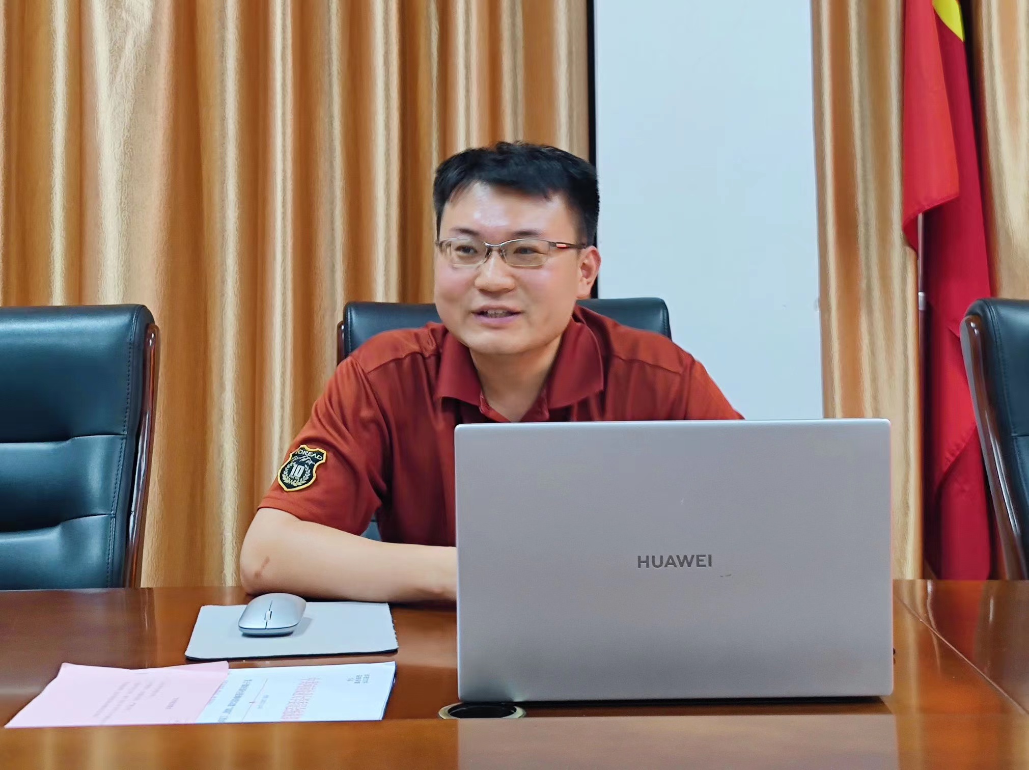 ����������