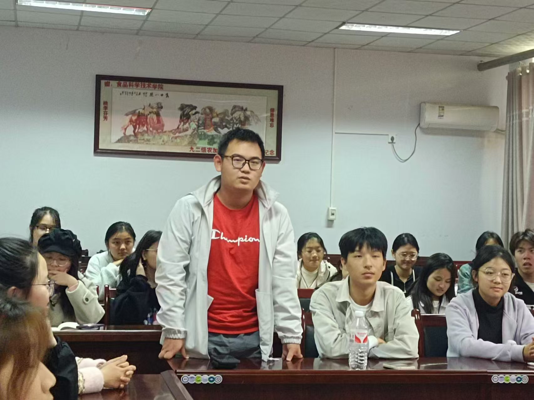 ����������