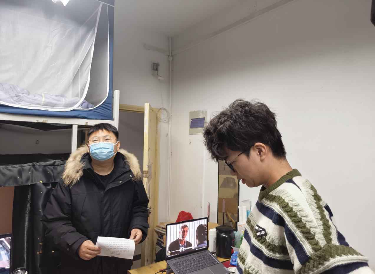 ����������