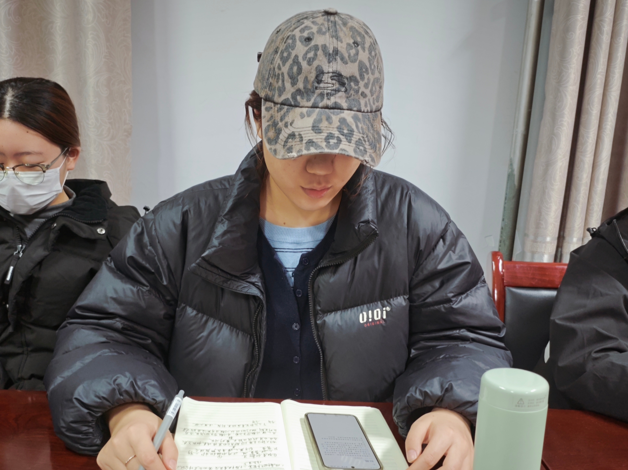 ����������