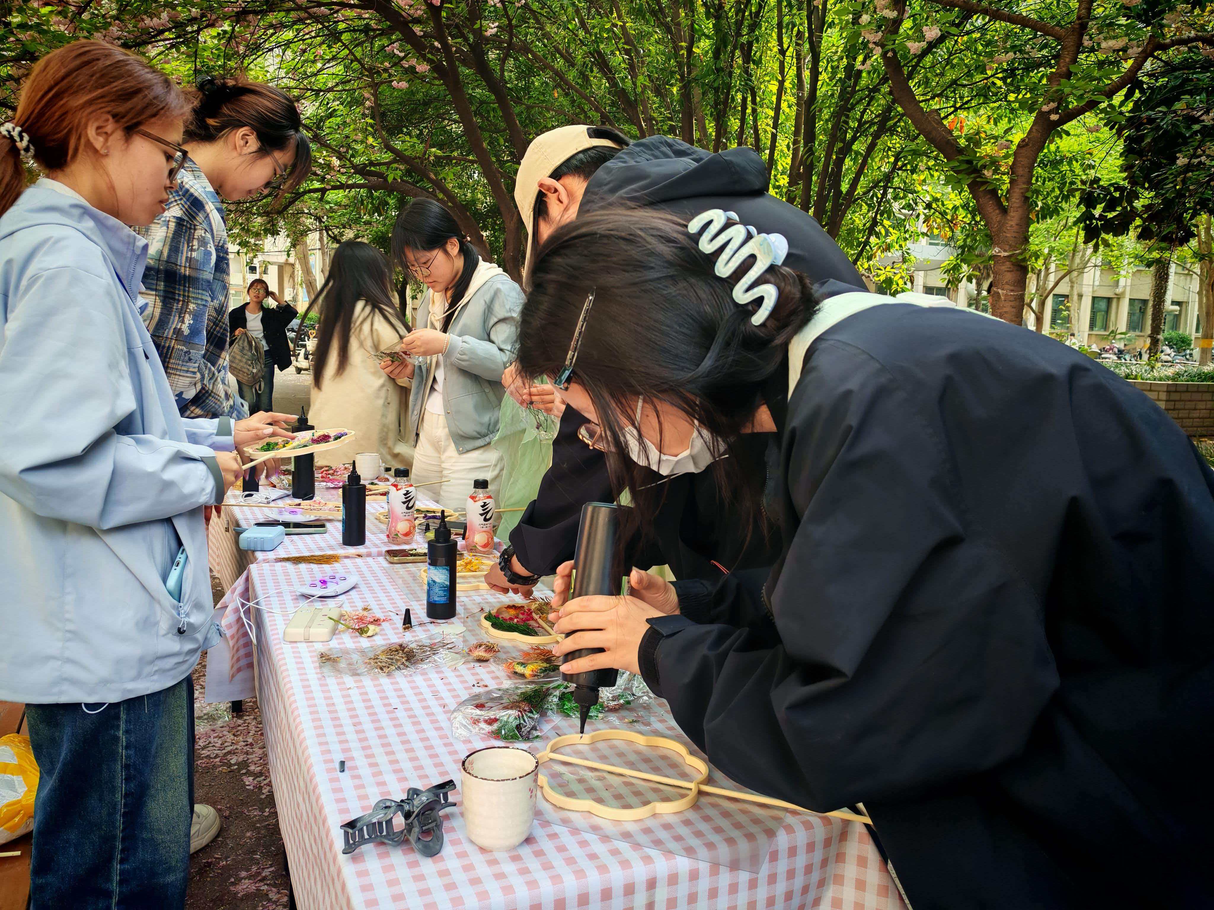 ����������