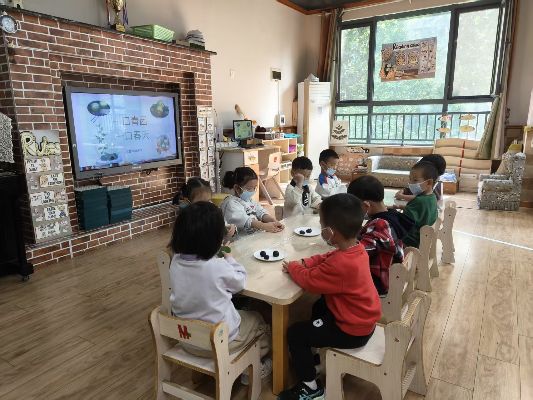 ����������