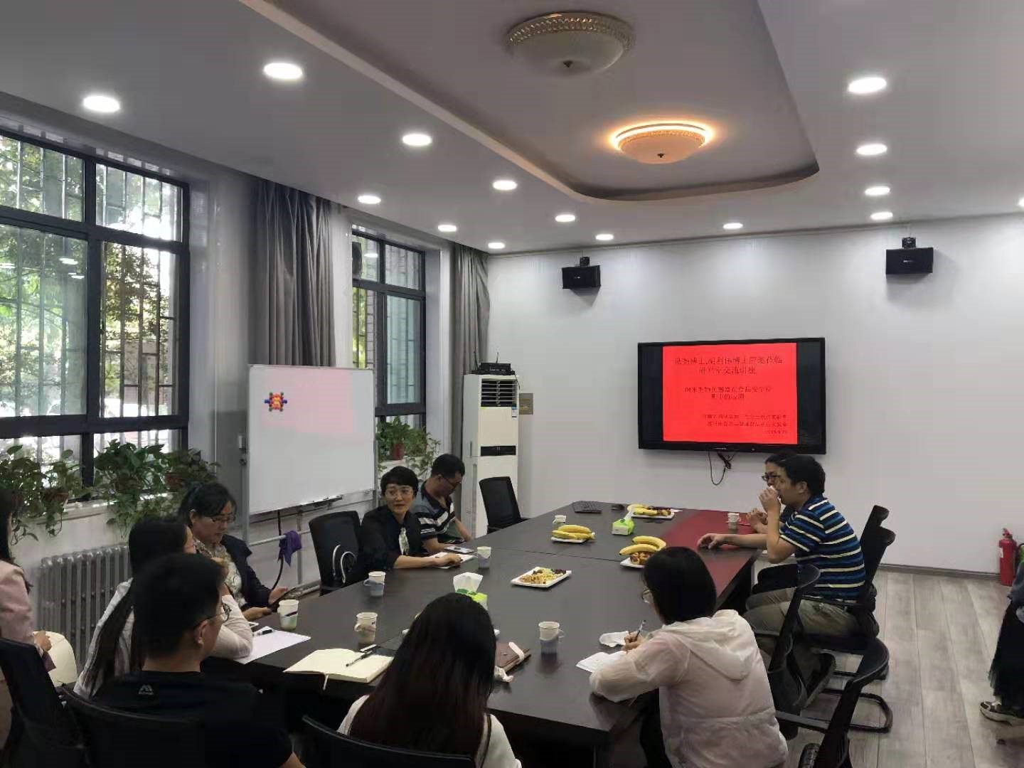 ����������