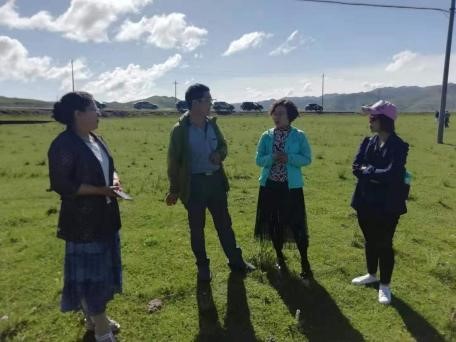 ����������