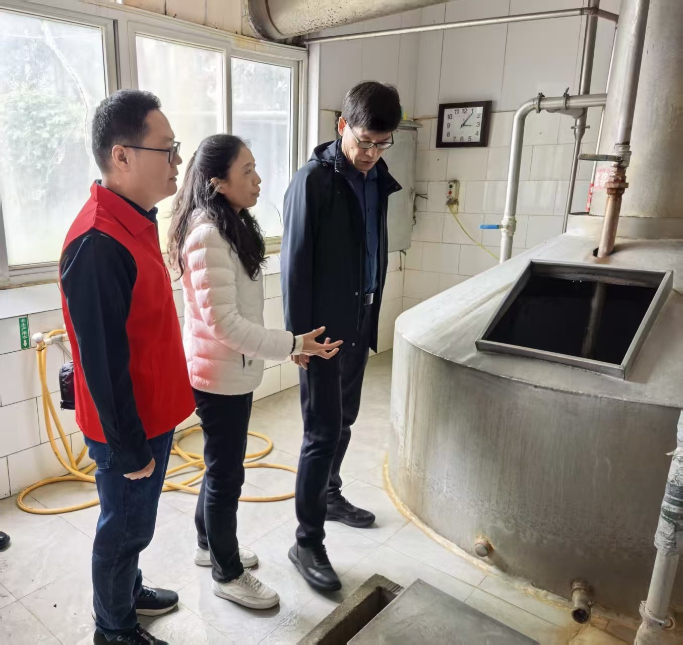 ����������