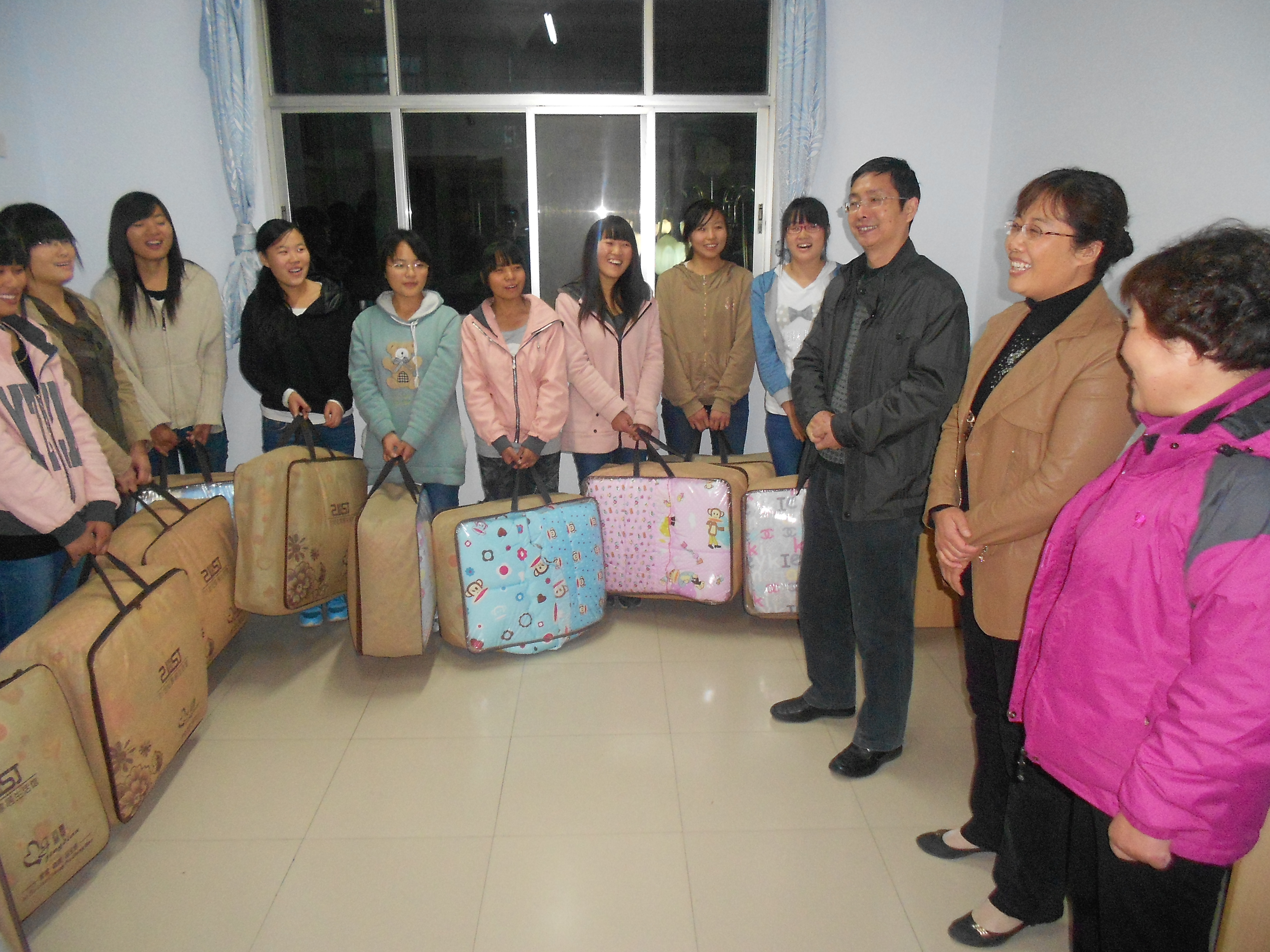 ����������