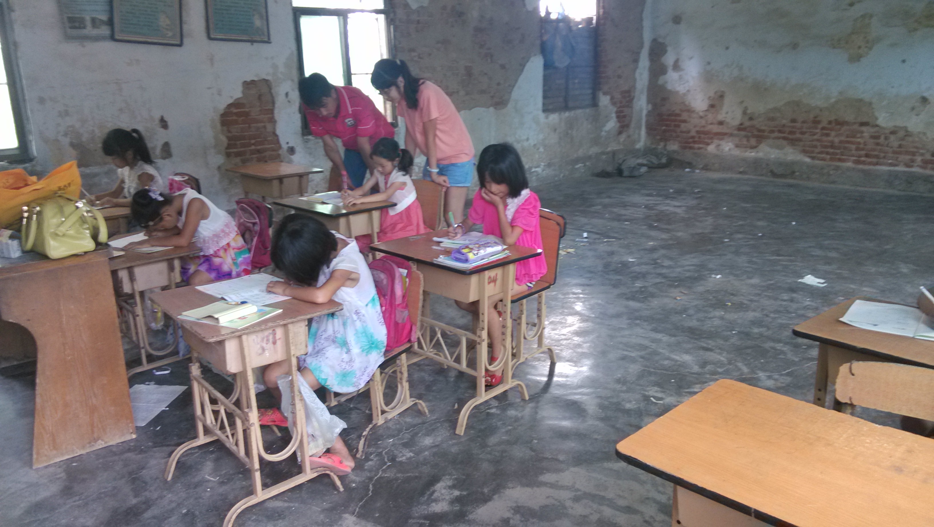 ����������