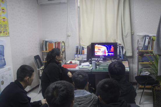 ����������